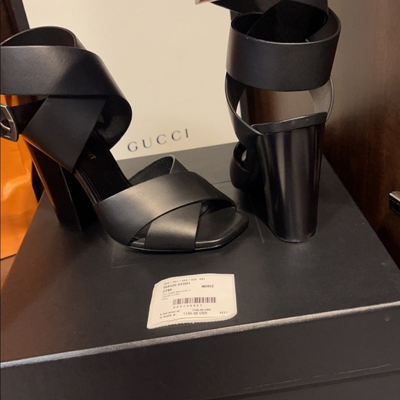 Saint Laurent YSL Valda buckle heels size 36 ( size 6) - Picture 8 of 10